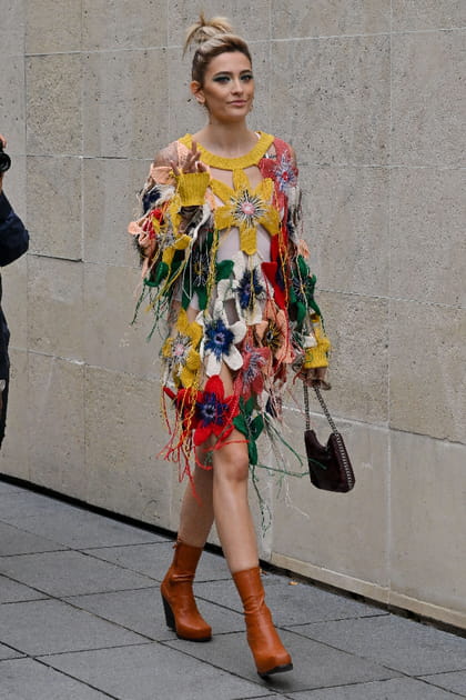 Paris Jackson en robe multicolore