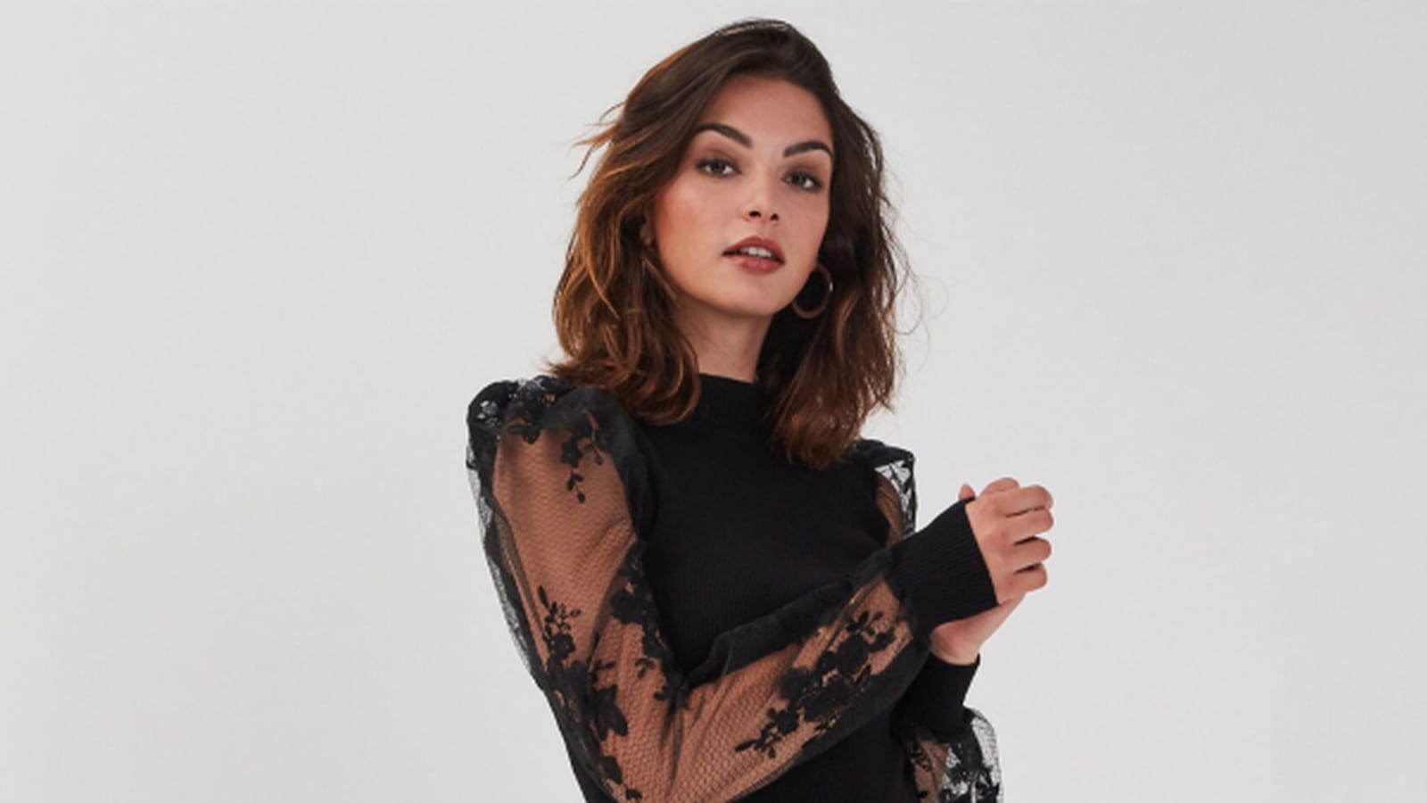 Robe noire Cache Cache