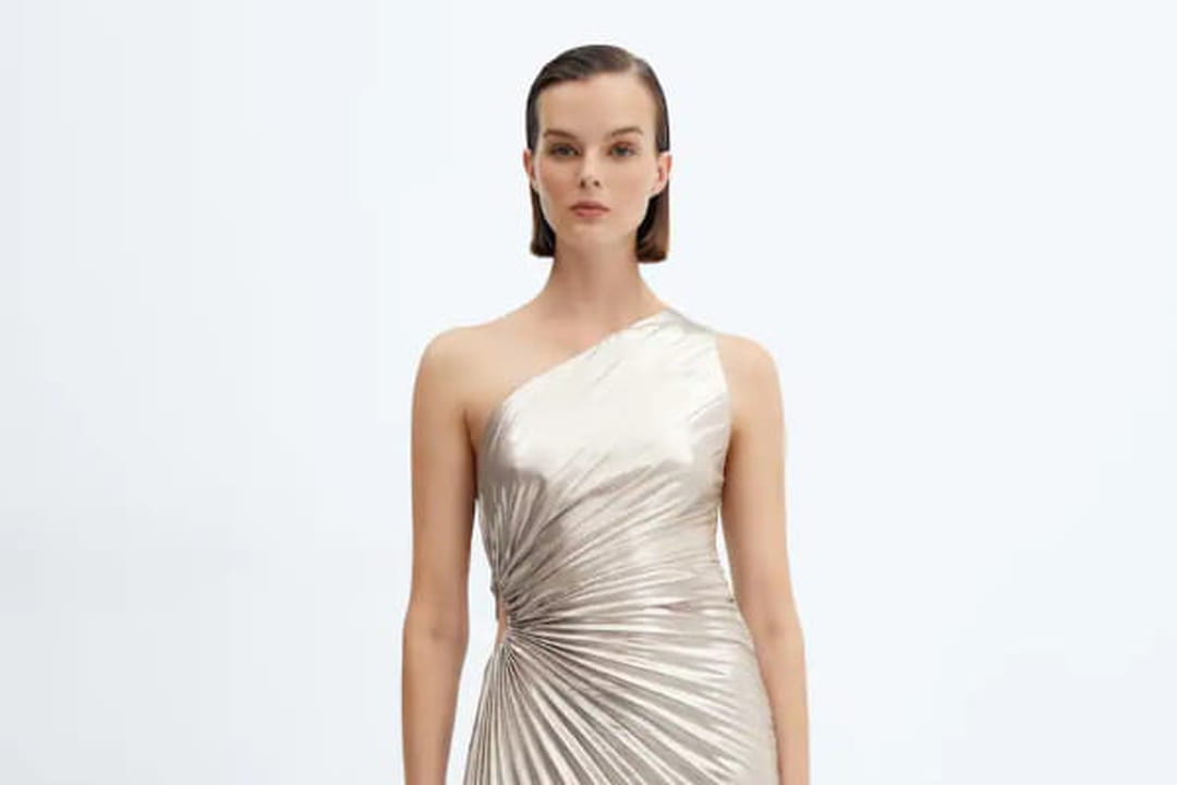 Robe Revers Uni Taille Plissée