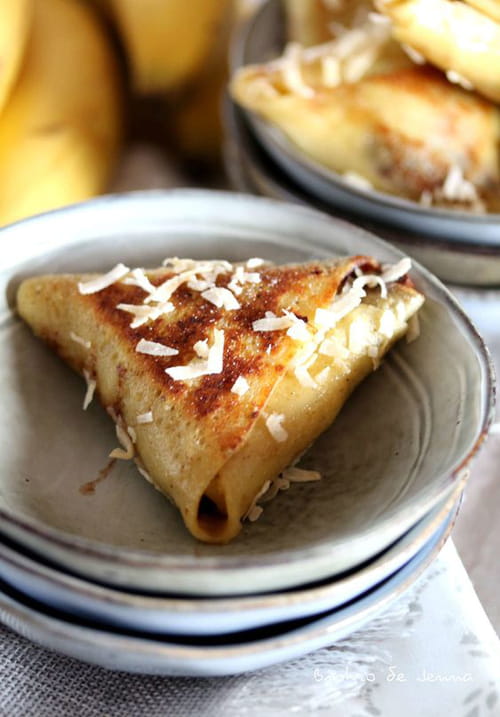 Samoussa de crêpes à la banane et chocolat