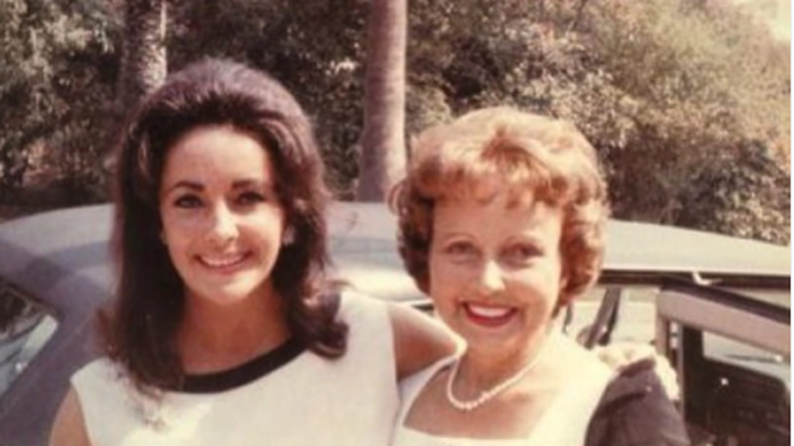 Elizabeth Taylor et Sara Sothern