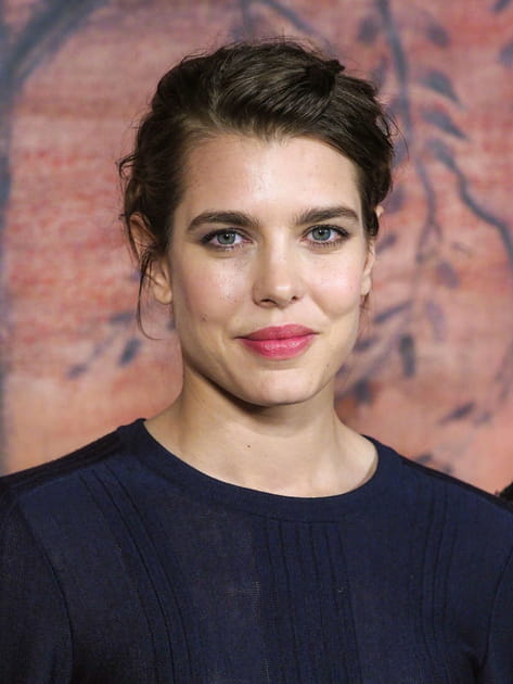 Le chignon flou de Charlotte Casiraghi