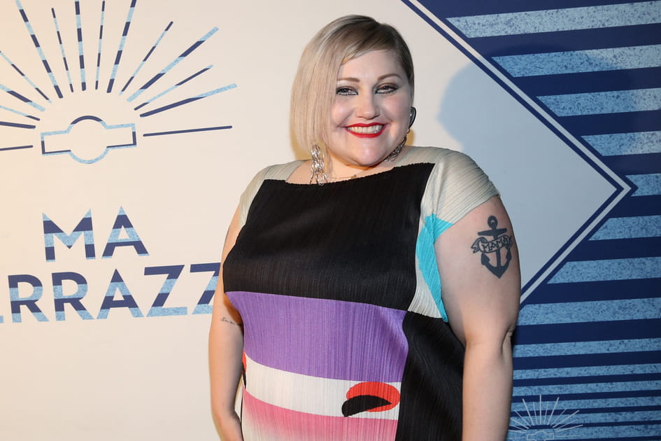 Le tatouage ancre de Beth Ditto