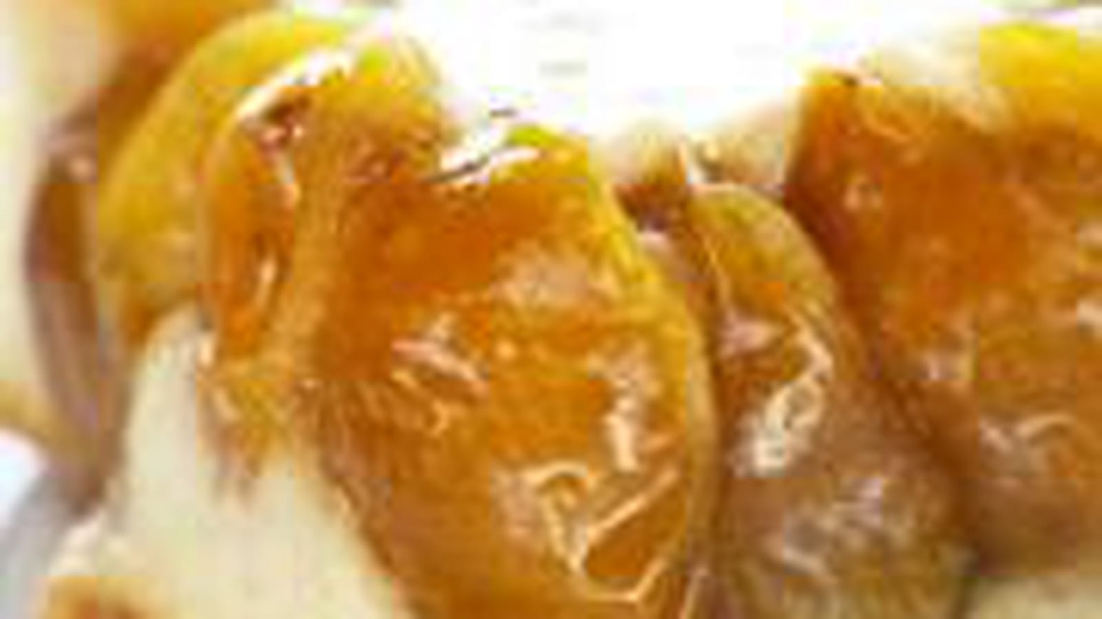 Carré au fromage en couronne de prunes