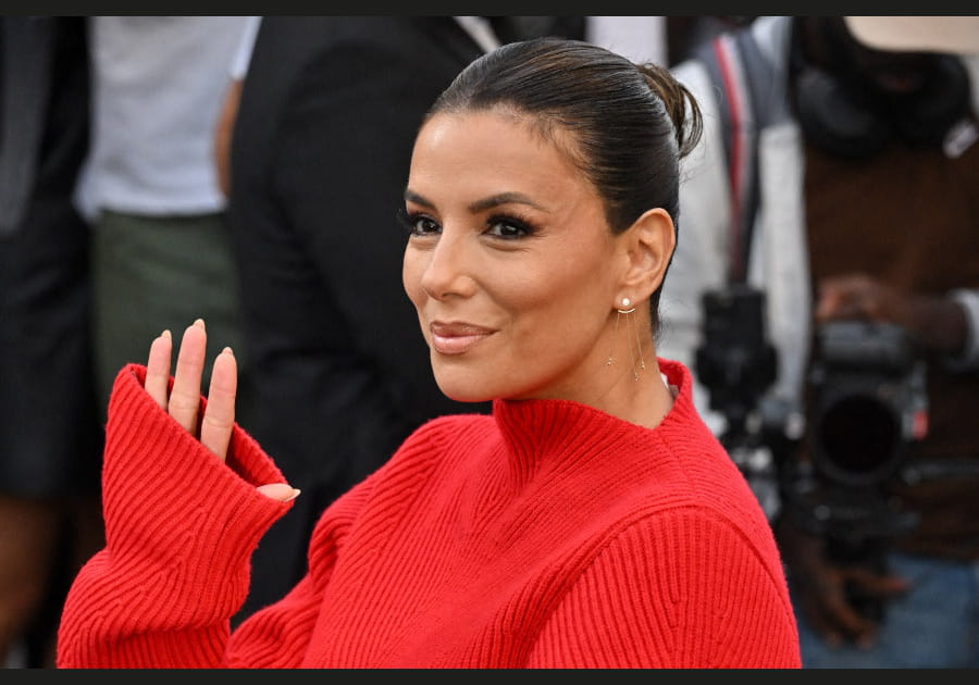 Eva Longoria, magnifique avec son chignon plaqu&eacute;