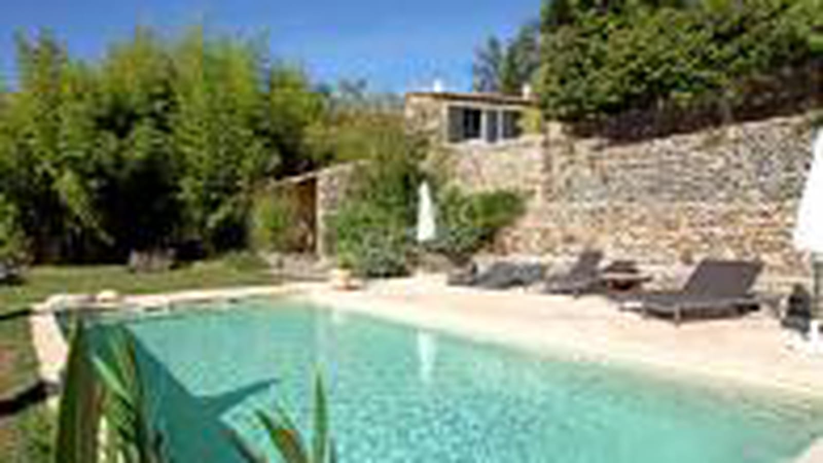 Maison en vieilles pierres