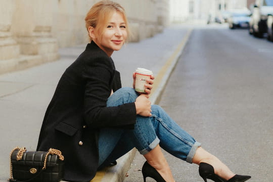 &Agrave; 41&nbsp;ans, elle en para&icirc;t 25, gr&acirc;ce &agrave; cette boisson anti-&acirc;ge qu'elle pr&eacute;pare chaque matin