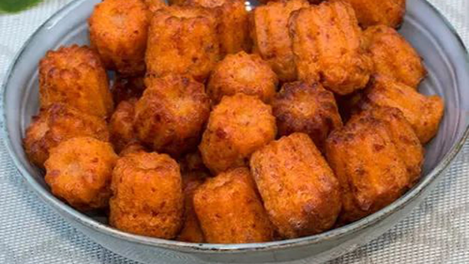 Mini cannelés au chorizo