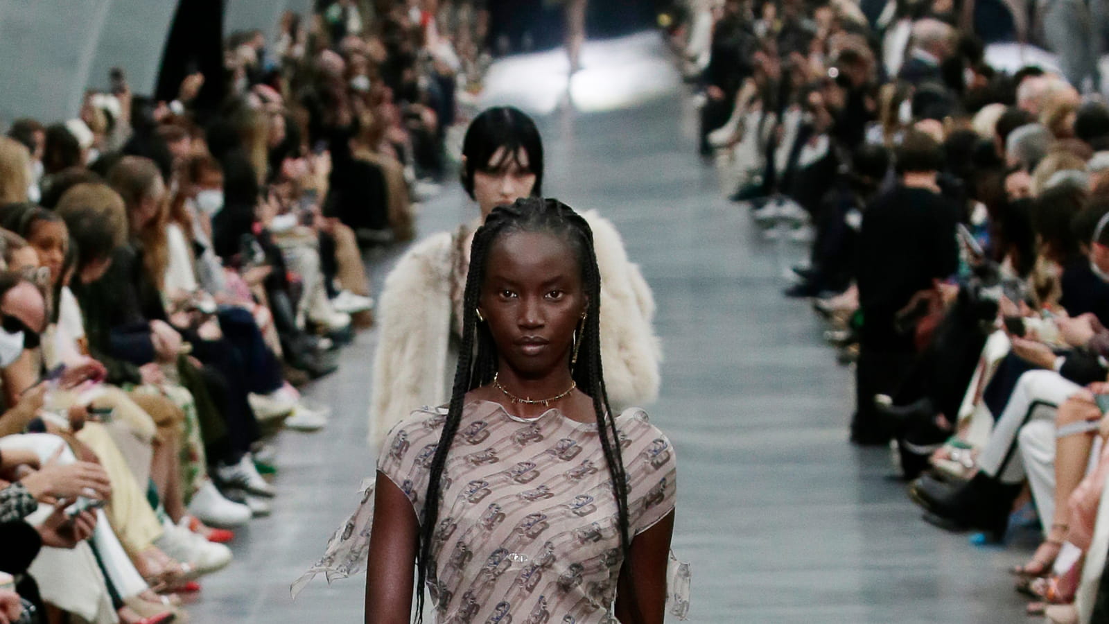 Look 50