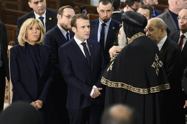 Brigitte et Emmanuel Macron, Jean-Yves Le Drian et Th&eacute;odore II, le Pape de l'Eglise copte orthodoxe d'Egypte