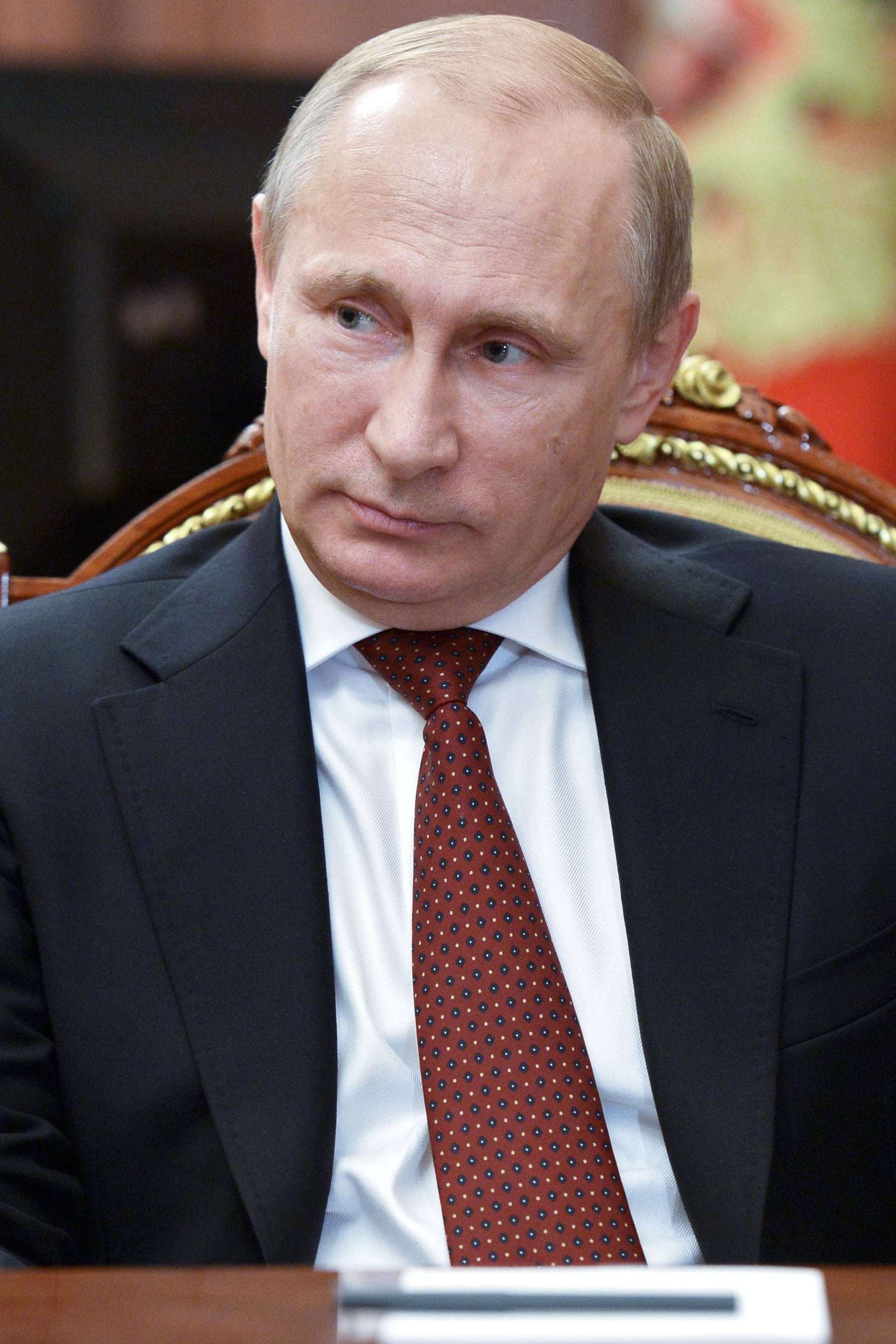 Poutine Le Parrain De Toutes Les Russies Vladimir Poutine souhaite un joyeux anniversaire à Mireille Mathieu
