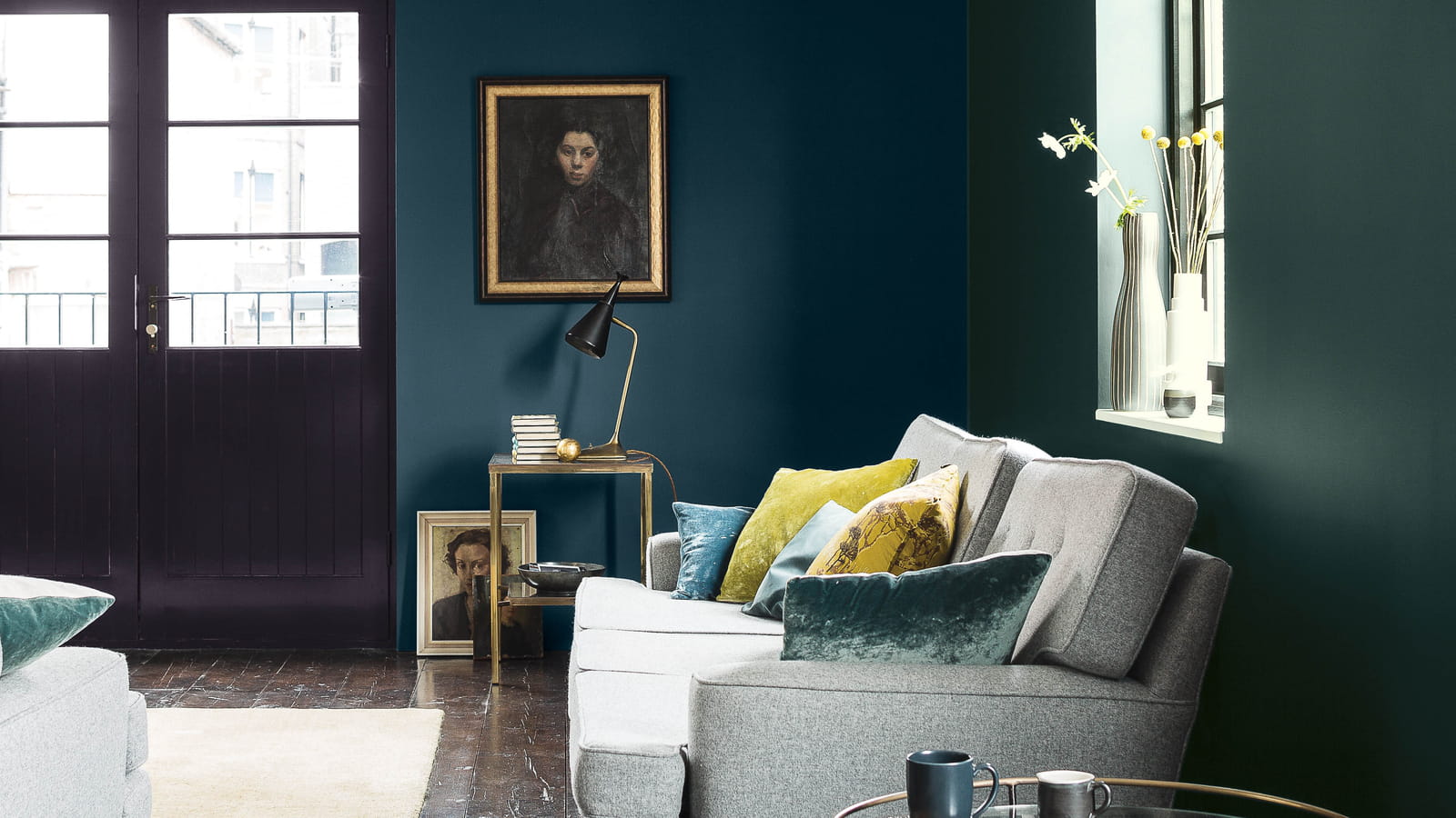 Peinture bleue et verte Dulux Valentine