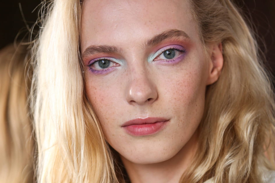 Les couleurs pastels sur les yeux