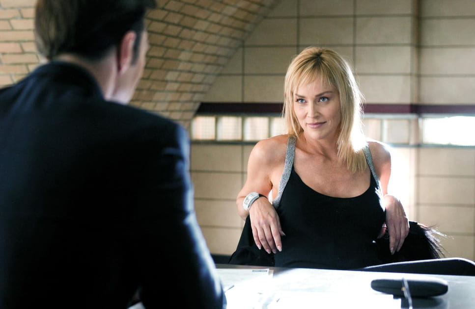 La coupe effil&eacute;e &agrave; frange de Sharon Stone