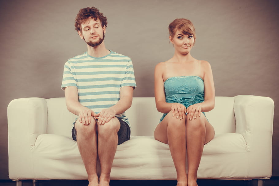 Le corona-couple: rester confiné sans se disputer ni (trop) se toucher