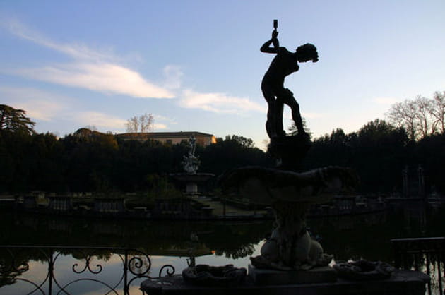 Des fant&ocirc;mes de statues