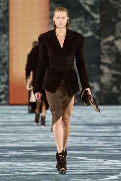 Look 85&nbsp;du d&eacute;fil&eacute; Balmain