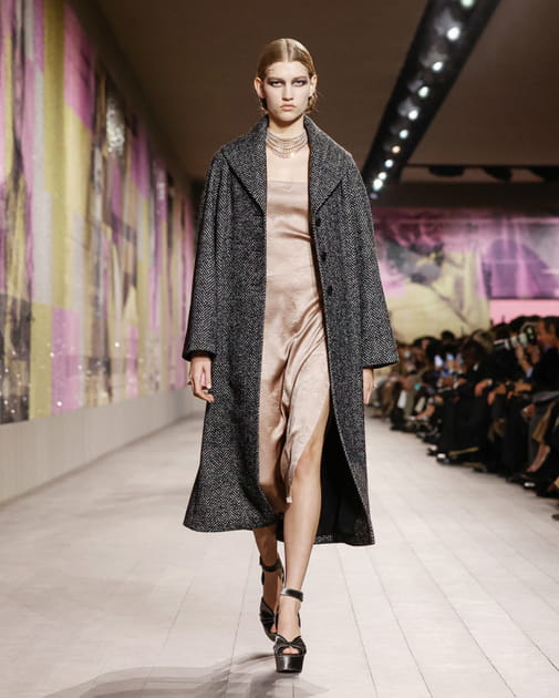 Look 15&nbsp;du d&eacute;fil&eacute; Dior