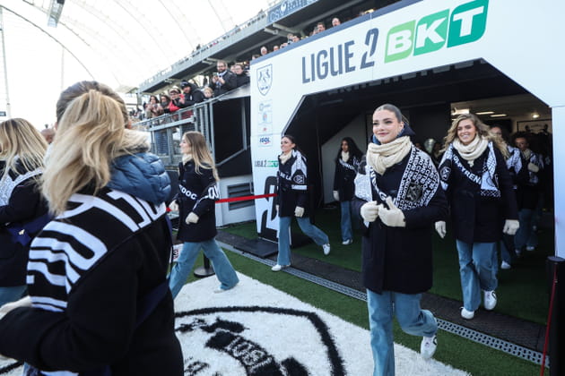 Miss Auvergne (Alice De Lima Guimaraes) au stade de la Licorne, &agrave; Amiens