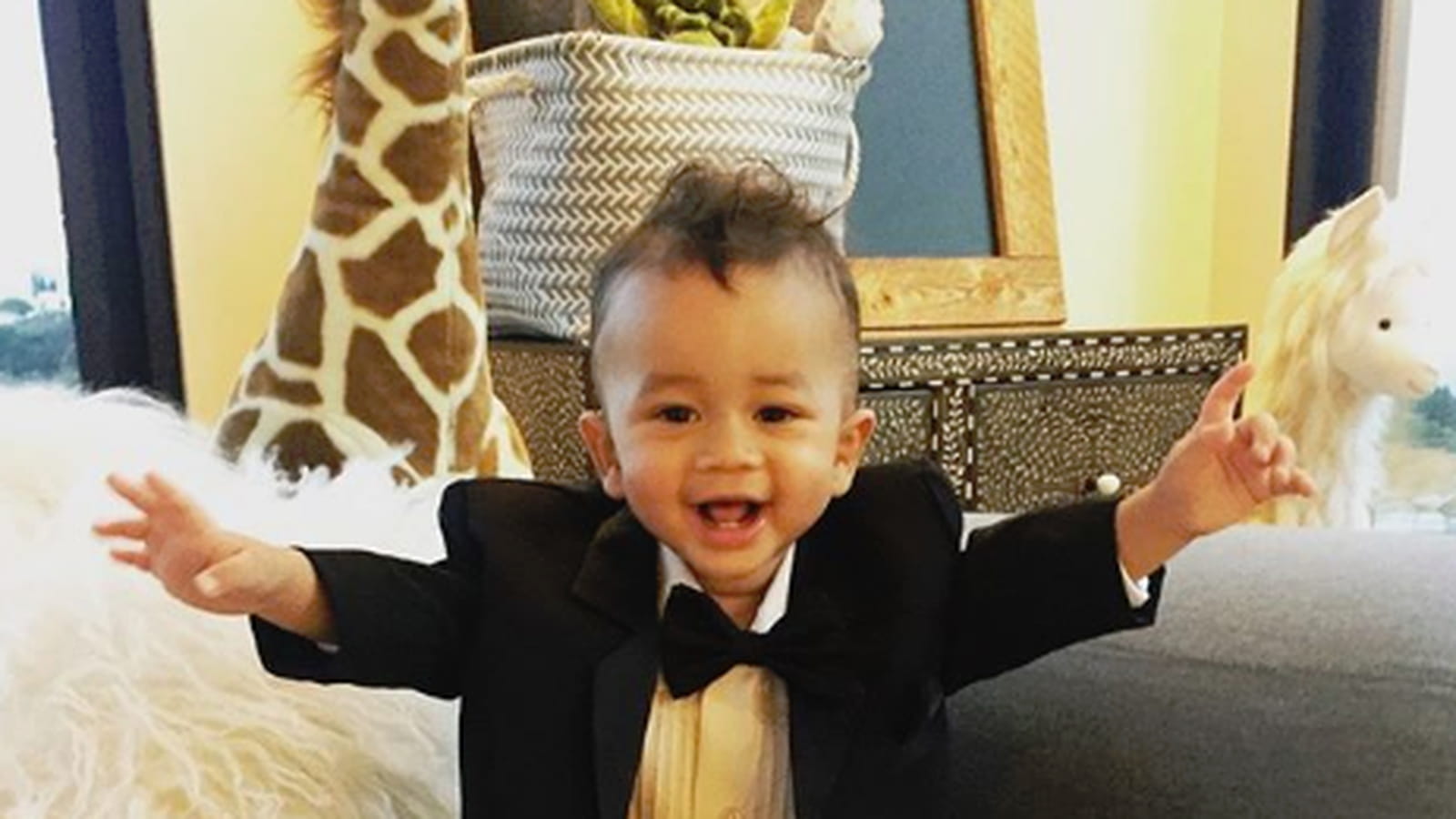 Chrissy Teigen, Miles Legend