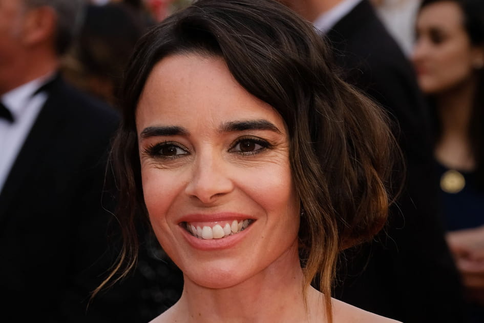 Top&nbsp;: Elodie Bouchez et son chignon coiff&eacute;-d&eacute;coiff&eacute;