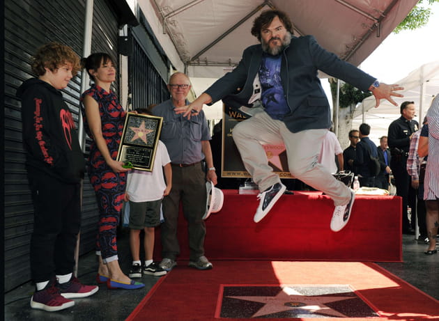 Jack Black "jump" sur son étoile sur le Walk of Fame
