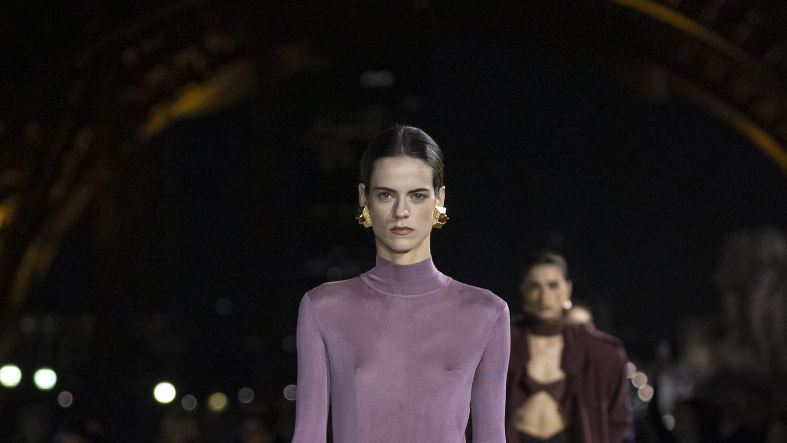Look 30
