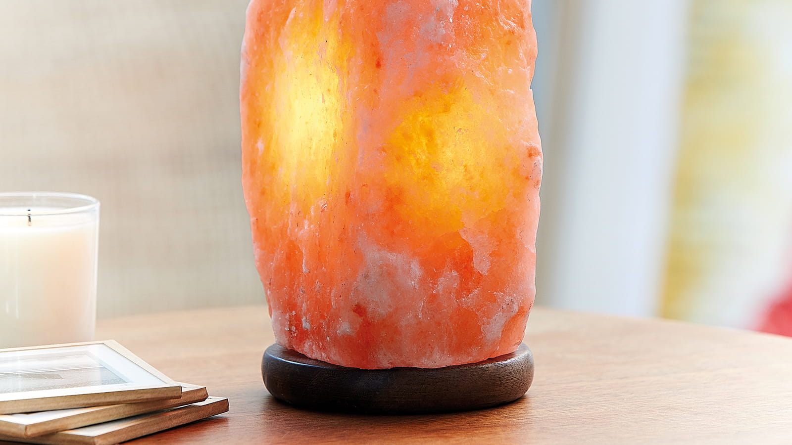 Une lampe en cristal de sel 