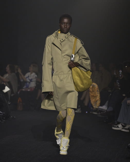 Look 18 du défilé Burberry