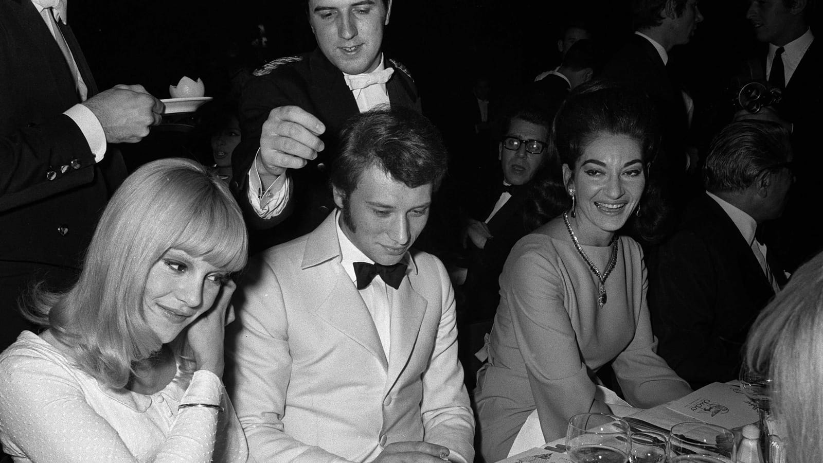 A table avec Sylvie Vartan et Johnny Hallyday