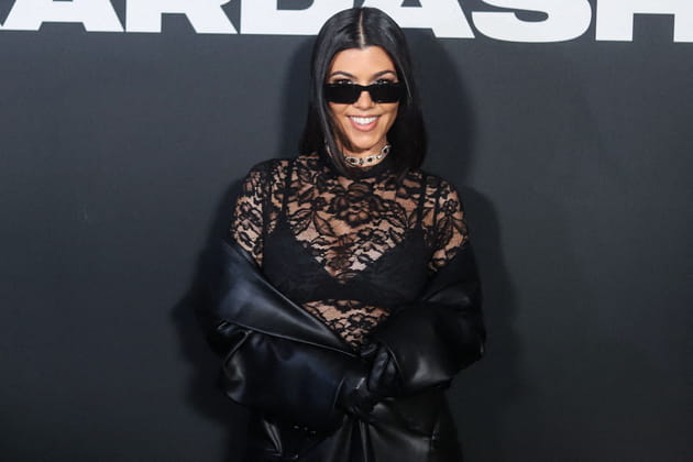 Kourtney Kardashian regrette son augmentation mammaire