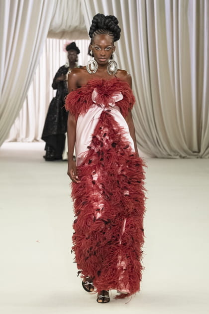 Look 16 du défilé Giambattista Valli