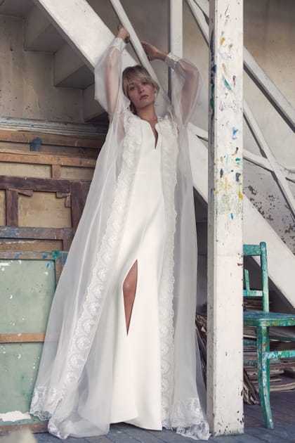 Cape Chapelle et robe Suffren, Laure de Sagazan