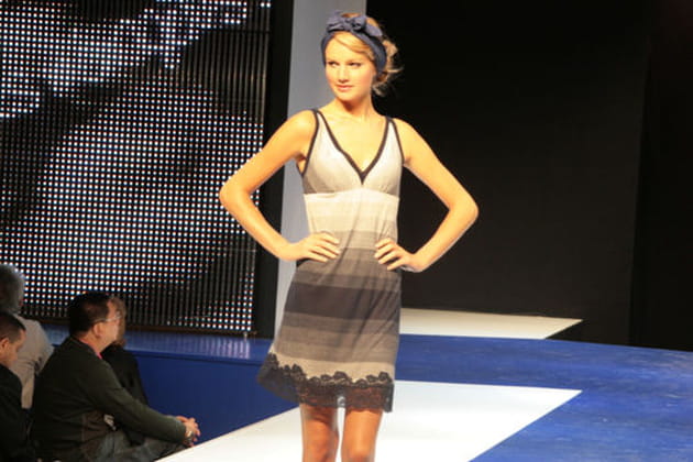 Tâches ménagères : en nuisette