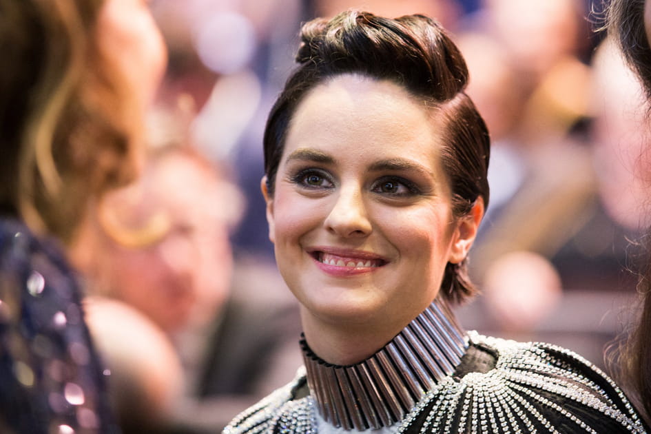 La coupe courte glossy de No&eacute;mie Merlant