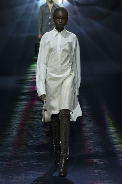 Look 15 du défilé Fendi
