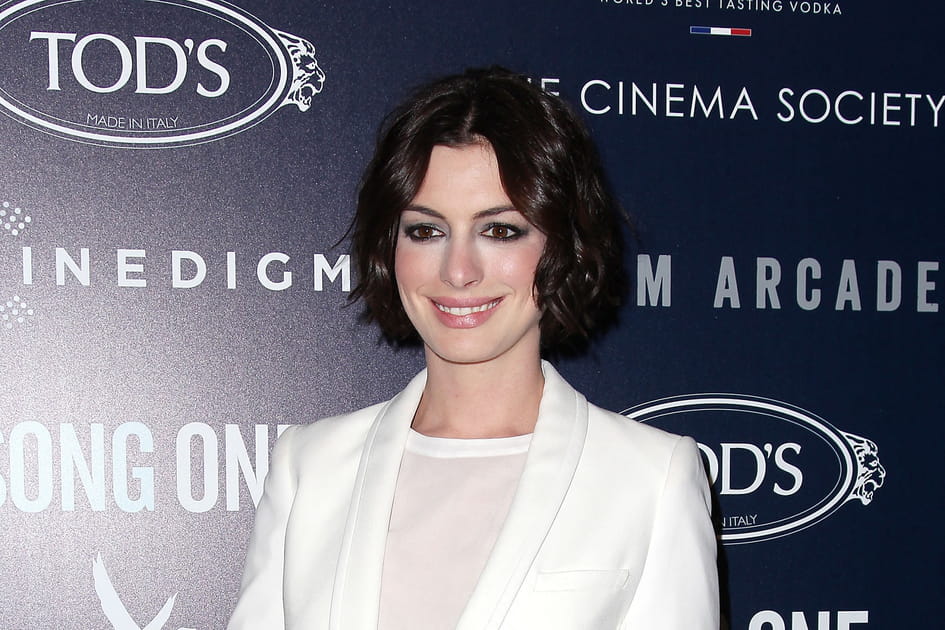 Le carr&eacute; court d'Anne Hathaway