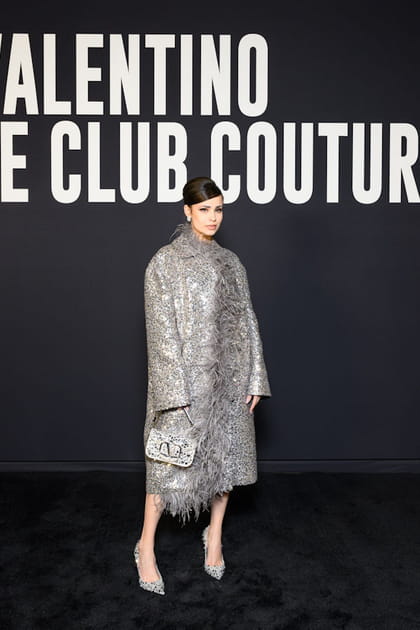 Sofia Carson au défilé Valentino