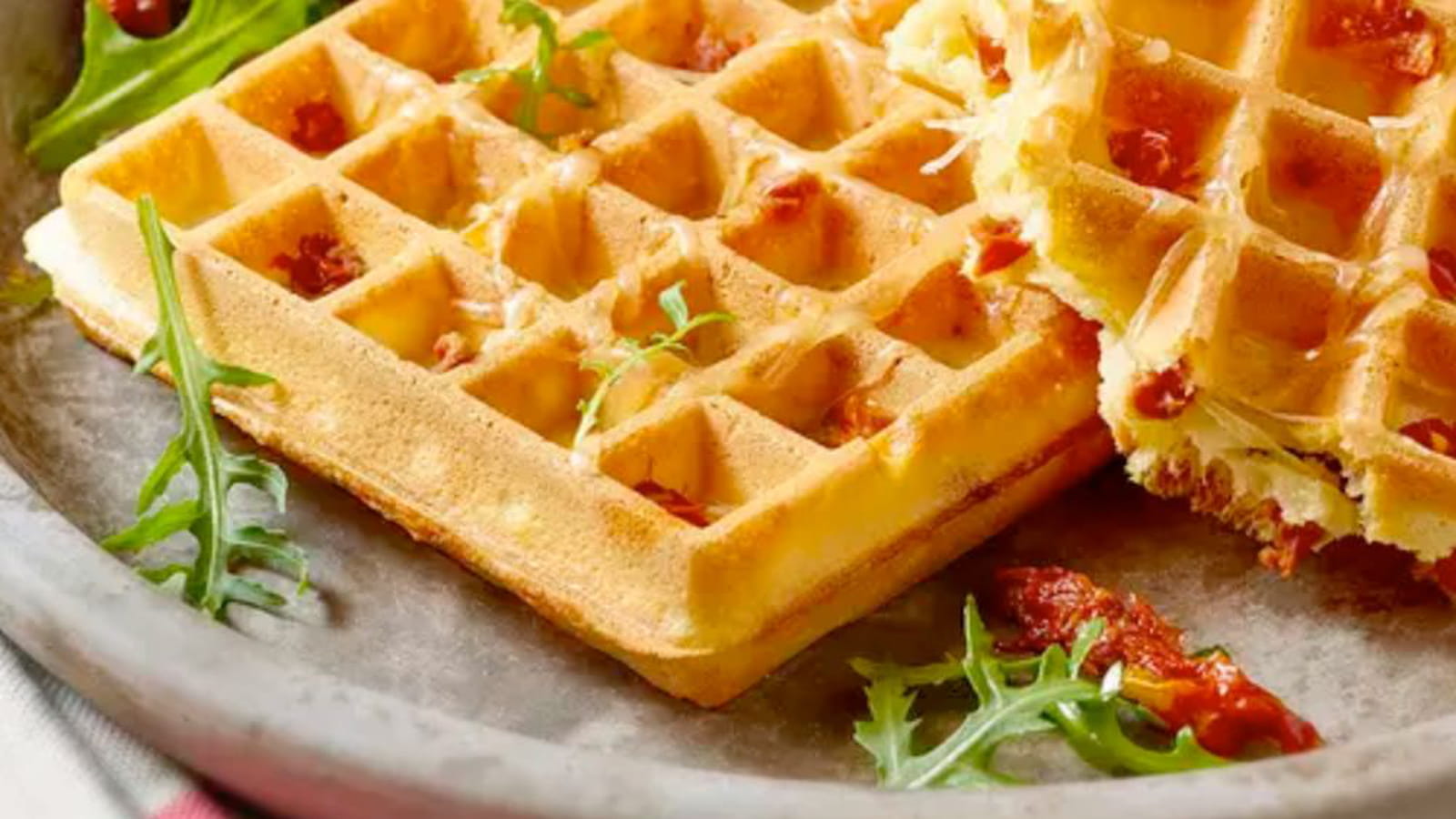 Gaufre fromage-tomates confites