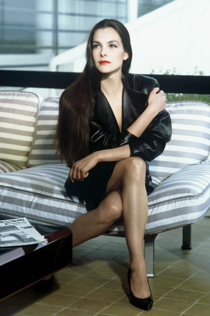 Carole Bouquet, le style minimaliste