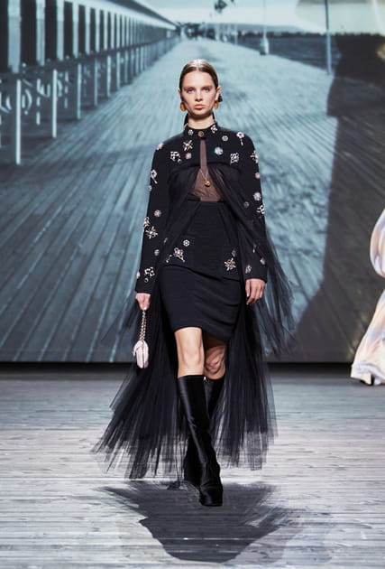 Look 56&nbsp;du d&eacute;fil&eacute; Chanel automne-hiver 2024-2025