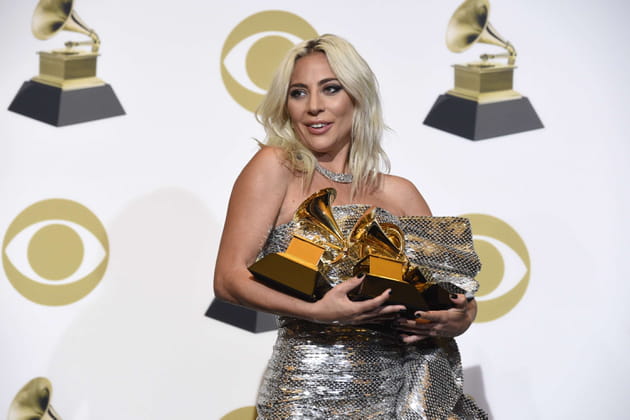 Lady Gaga a d&eacute;valis&eacute; les Grammy Awards