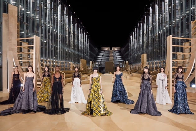 Les silhouettes du défilé Dior automne 2022 à Séoul