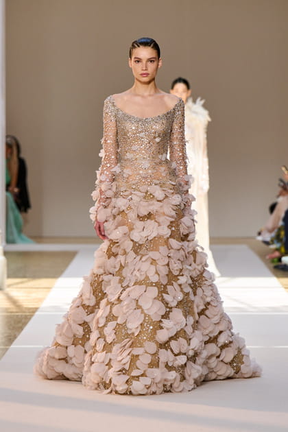 Look 50&nbsp;du d&eacute;fil&eacute; Elie Saab