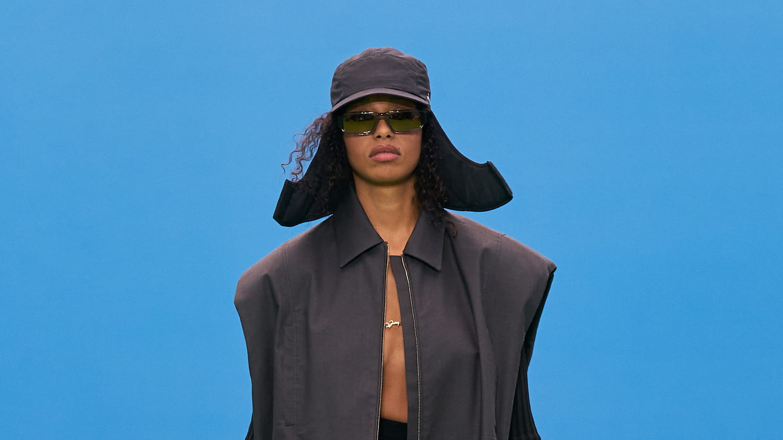 Look 27