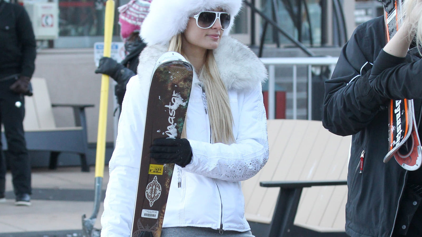 Paris Hilton le 21 décembre 2011