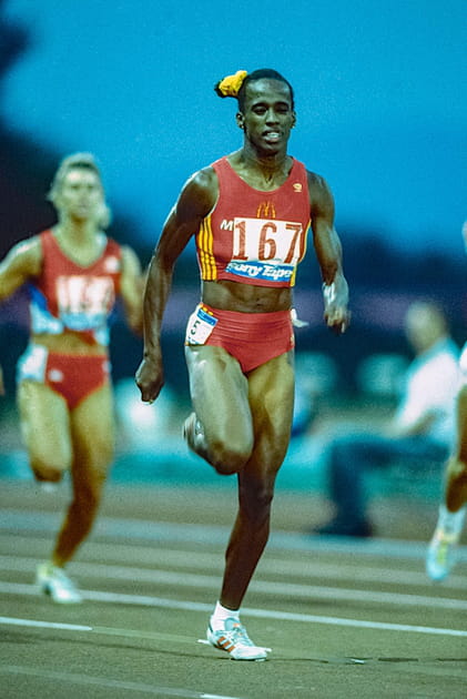 L'athl&egrave;te Jackie Joyner-Kersee aux Goodwill Games en 1990