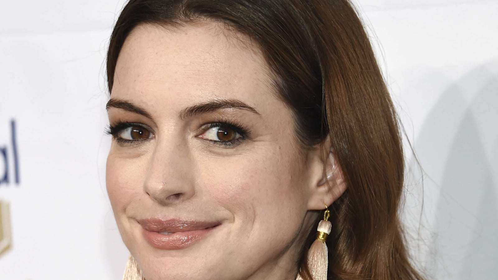 Anne Hathaway