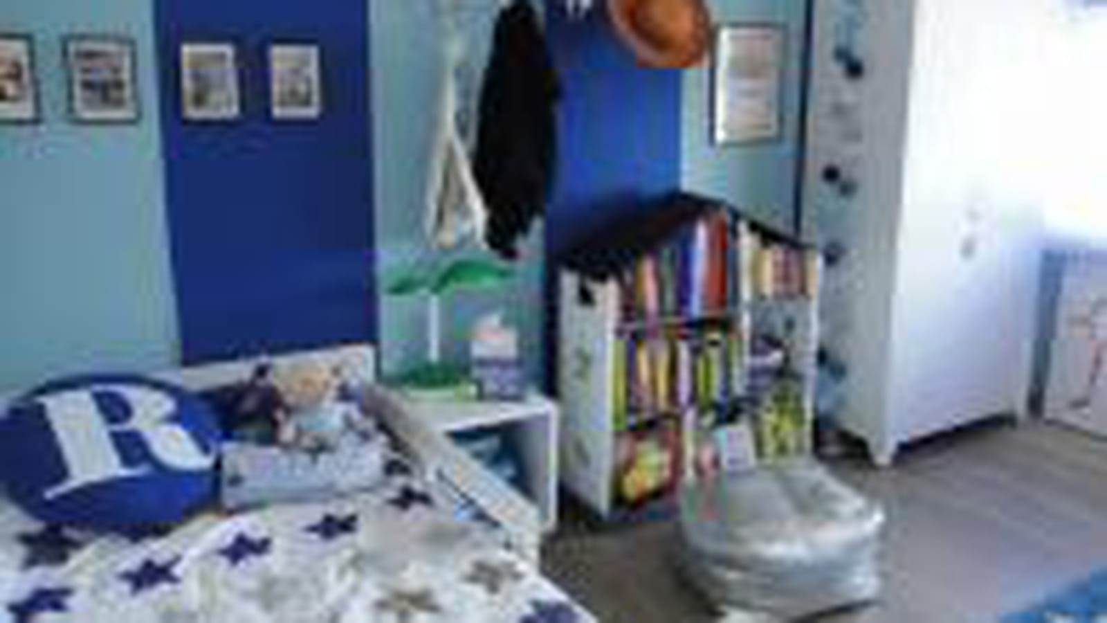 Chambre d'enfant bleue