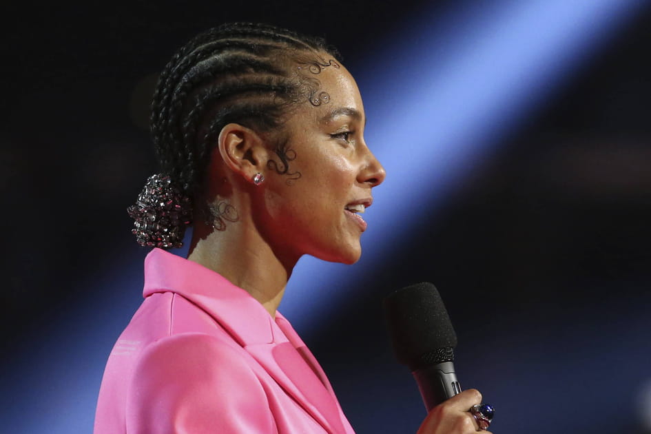 Alicia Keys et son chignon paillet&eacute;